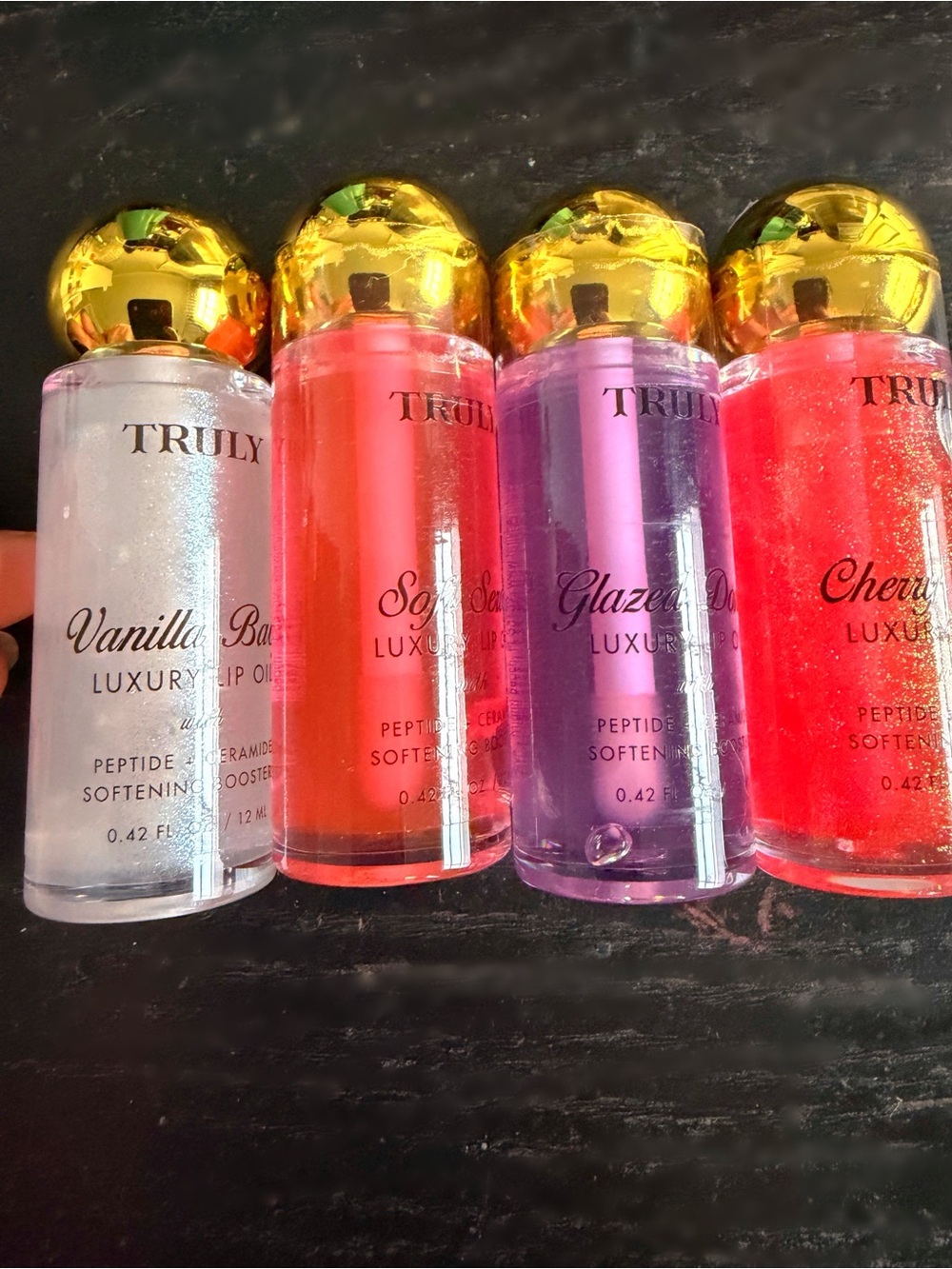 TRULY Luxury Lip Oil - Bundle of 4 (All new)